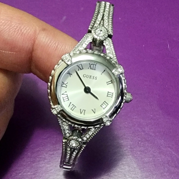 Guess Women's Watch Missing Pin - Picture 2 of 6